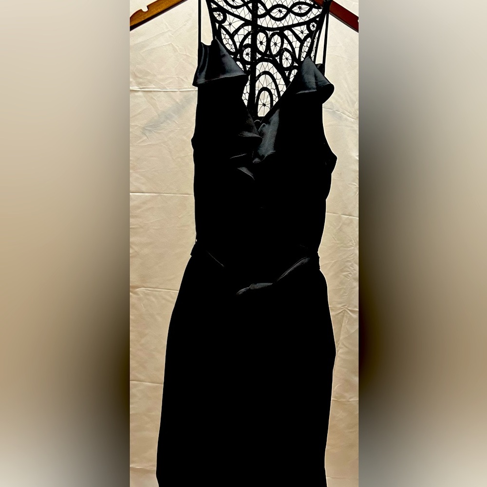 Nine West beautiful black satin feel dress, EUC